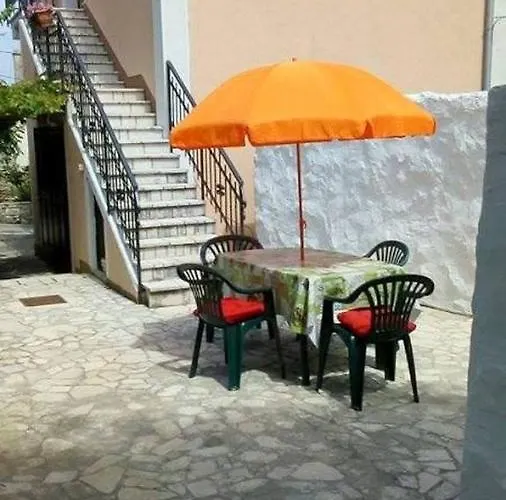 By The Sea Apartment