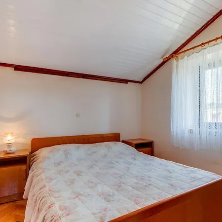 Apartment By The Sea